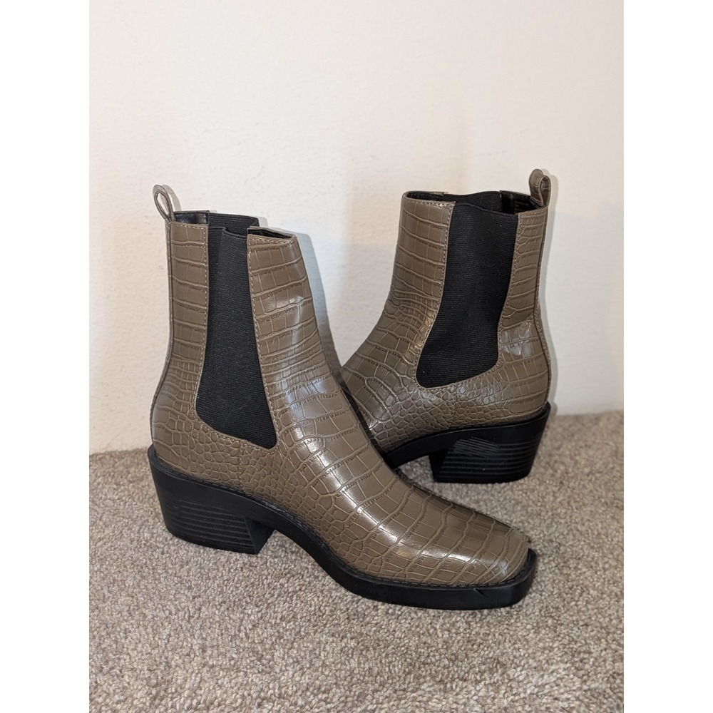 Open‎ Edit Edayla Croc Embossed Chelsea Ankle Boots Taupe Grey Square Toe 7M NEW